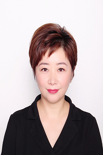 2002-2018江西南昌海珍美容美发沙龙连锁任美容店长及股东 多次在上海
